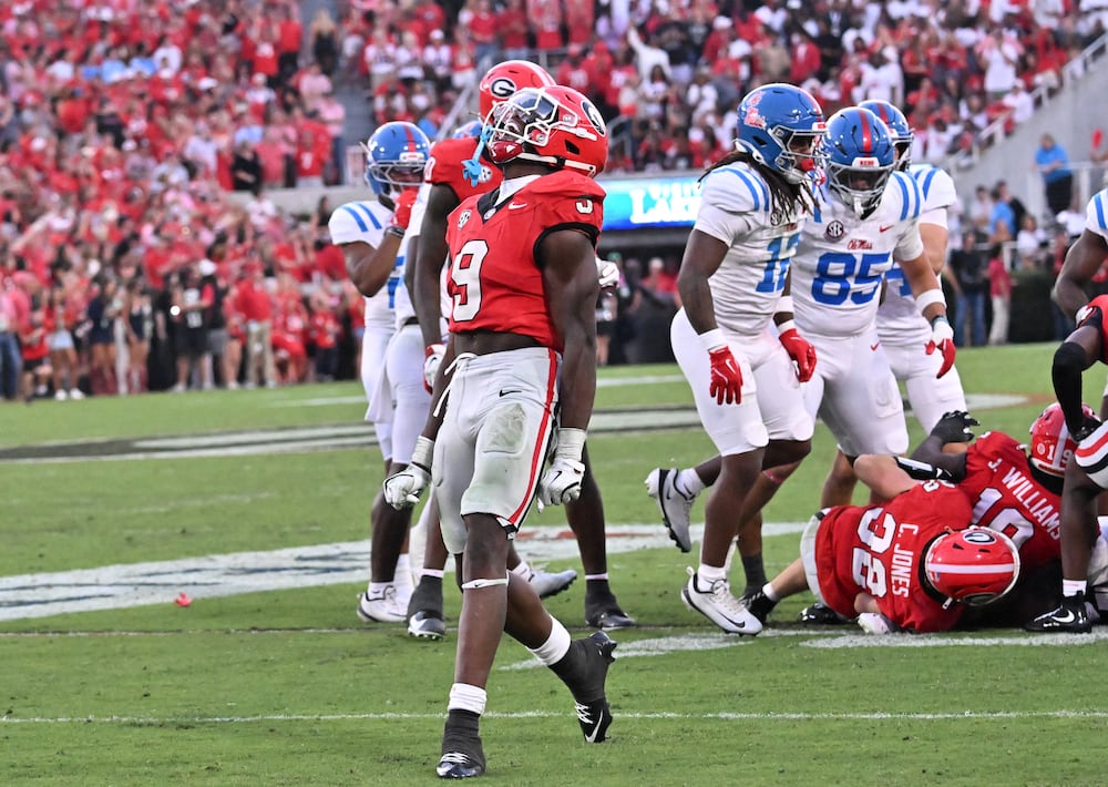 Georgia linebacker Chris Cole (9) screams during the Bulldogs' game against Ole Miss at Sanford Stadium on Saturday, Oct. 18, 2025, in Athens. (Hyosub Shin/AJC)