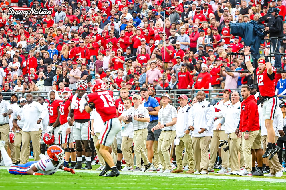Georgia tight end Brock Bowers had a big game against Florida in 2022, including this 73-yard touchdown catch. (Jeff Sentell/DawgNation)