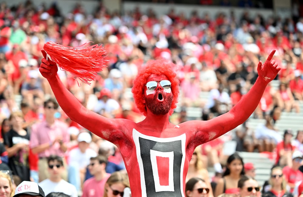Georgia fans cheer during the G-Day spring football game at Sanford Stadium on Saturday, April 18, 2026, in Athens. (Hyosub Shin/AJC)