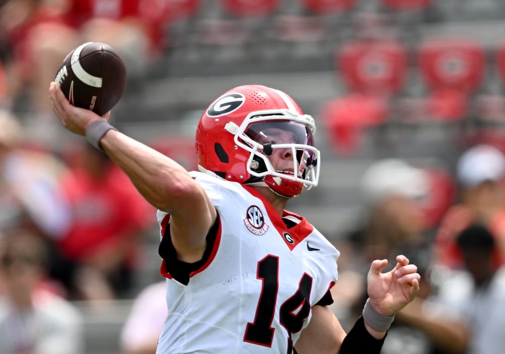 Georgia quarterback Gunner Stockton throws during the G-Day spring football game at Sanford Stadium on Saturday, April 18, 2026, in Athens. (Hyosub Shin/AJC)