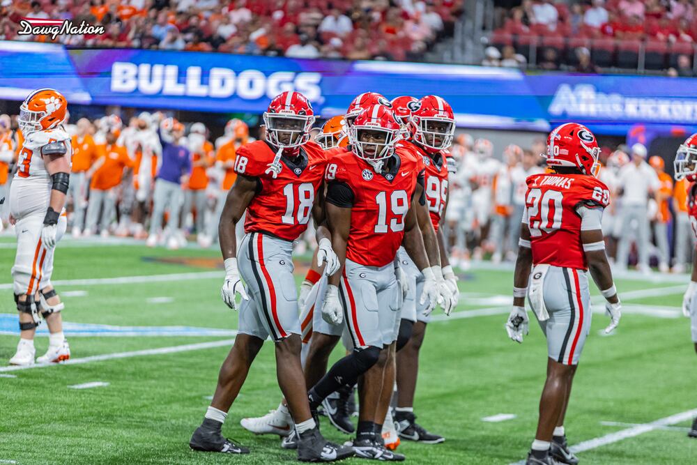 Freshman standouts Chris Cole (18), Justin Williams (19) and Joseph Jonah-Ajonye (99) all made their college debut against the Clemson Tigers on August 31, 2024. (Jeff Sentell/ DawgNation)