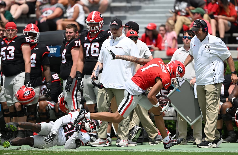 Georgia wide receiver Talyn Taylor (1) makes a move after a catch during 2026 G-Day spring football game at Sanford Stadium, Saturday, April 18, 2026, in Athens. (Hyosub Shin/AJC)